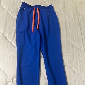 Figs women’s high waisted jogger scrub pants